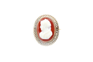 Left Facing Cameo