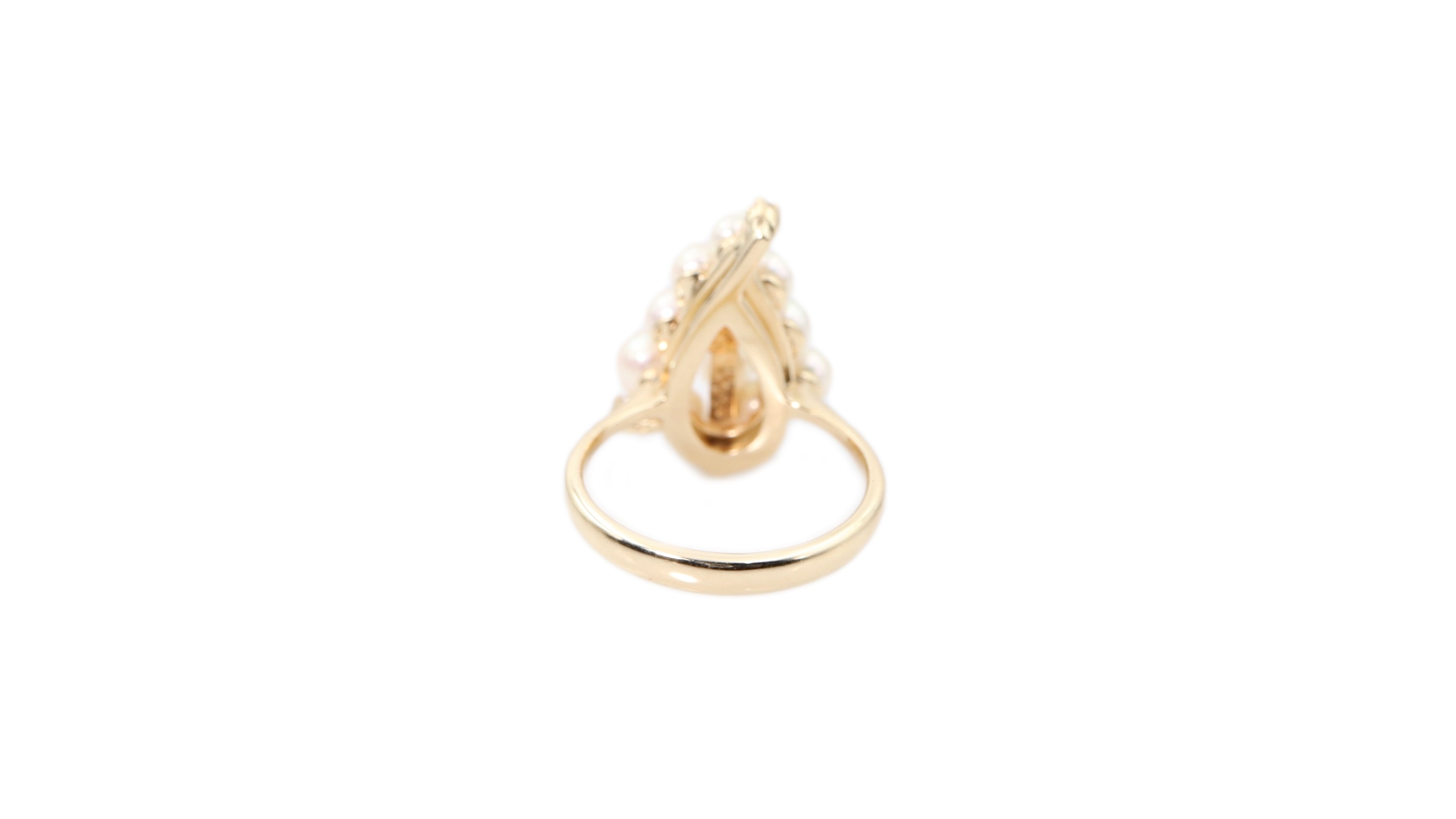 Pearl and Diamond Ring in 14k Yellow Gold