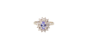 Oval Tanzanite and Diamond Ring in 14k Gold